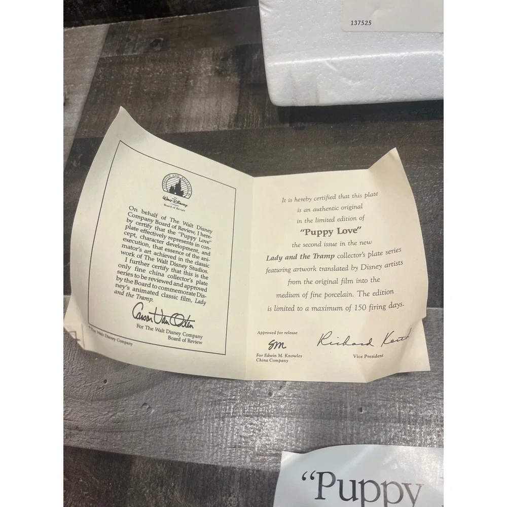 Disney Knowles Lady and the Tramp Puppy Love Collector Plate 956A COA Box